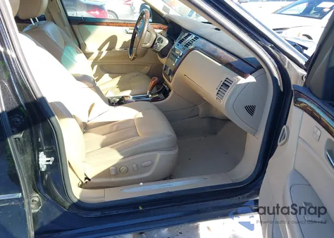 2008 Cadillac Dts 1Se z USA, uszkodzony, nr VIN 1G6KD57988U111742